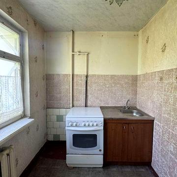 Продам 2-кімнатну квартиру в центрі | 3 поверх | утеплений будинок