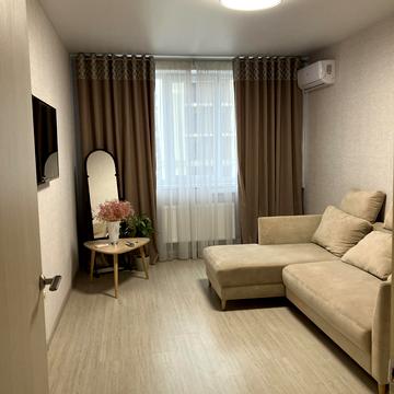 Михайла Грушевського вул., 30в