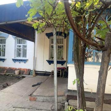 Продам будинок  20 км від Обухова  с. Перегонівка