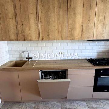 Продам 3 комнатную квартиру на Армейской, Парк Победы