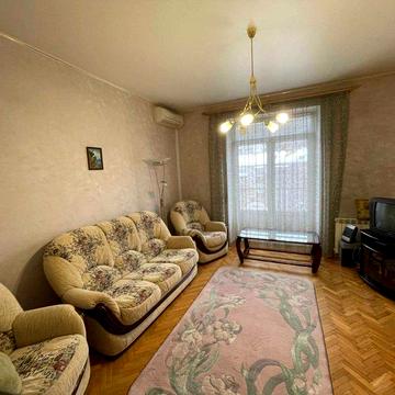 2-кімнатна квартира. Кловський спуск, 9/2. Ст. м. Кловська