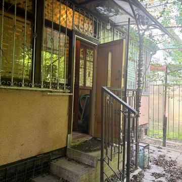 Под любые гос программы, Космонавтов, парк Горького, квартира на 1эт,зона отдыха, гараж