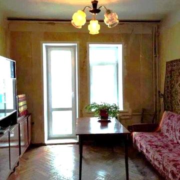 Продам 2 к. із. квартиру метро Левада 15 хв. пішки