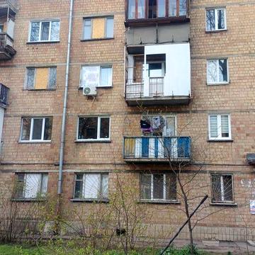Продам квартиру блочного типу