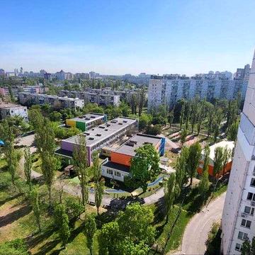 Продаж чудової видової 3к квартири м Дарниця новий ремонт Мстиславича 16