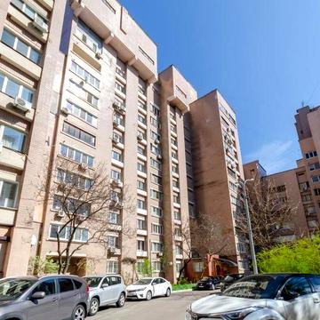 Продаж 2-к квартири з ремонтом та можливістю переведення в нежитловий фонд | вул. Антоновича, 104 | Голосіївський район