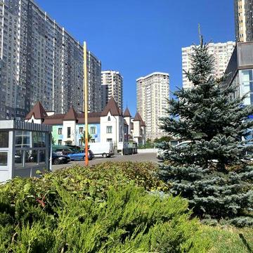 Здам стильну 2-кім.квартиру студію в ЖК "Лісовий Квартал". Генератор!