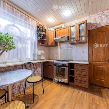 Половина будинку, 55м2, 5соток Центр (м. Защитников Украины, ул. Франковская 8)132309