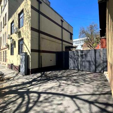 Продаж будинку по вул.Шараневича