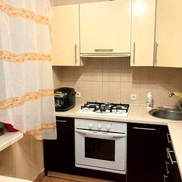 продам РІЗНОБІЧНУ 2к квартиру, на Космосі,вул. Олімпійська