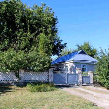 Будинок з хорошим  ремонтом 2025 року  .