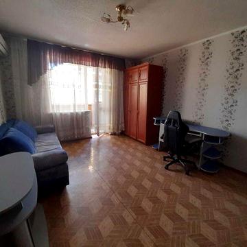 ПРОДАМ 1 ком кв у метро Холодная Гора. В кв ГАЗ.