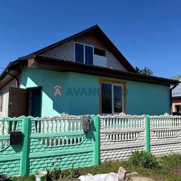 Продаж частини будинку з ділянкою біля центру села Хацьки