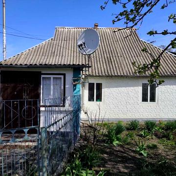 Будинок в смт Гребінки - ваш затишний куточок!