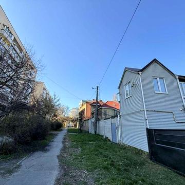 м.Вирлиця-5хв пішки,350м2,6сот під житло бізнес клініку школу дитсад