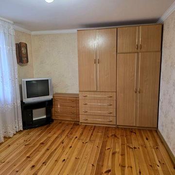 Здаю будинок в передмісті Луцька