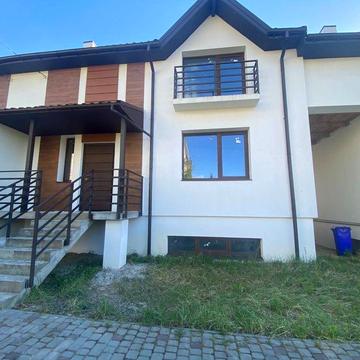 Усі комунікації центральні Продаж танхауса