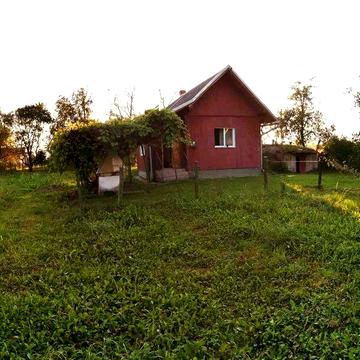 Будинок, 20 соток землі, 4км від Дрогобича - ліс і озеро поруч.