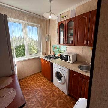 Сдам 2 ком квартиру на Бочарова