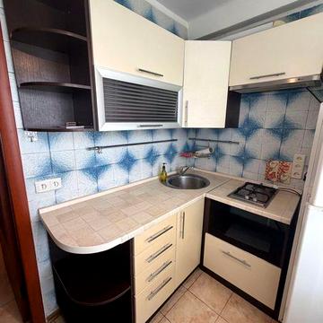 Продаж однокімнатної квартири по вулиці Ярослава Гашека 17, охайна квартира з ремонтом, тихий двір