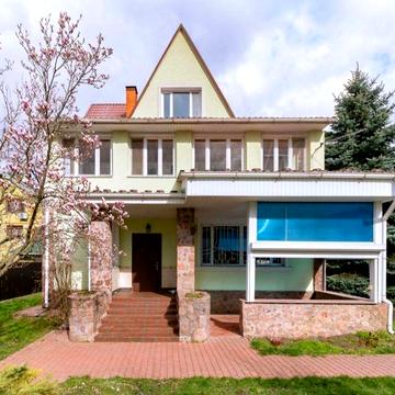 Продаж Будинку 356 м² !18 соток землі!Десна 300м!Пухівка,Броварський р-н.Київська обл.