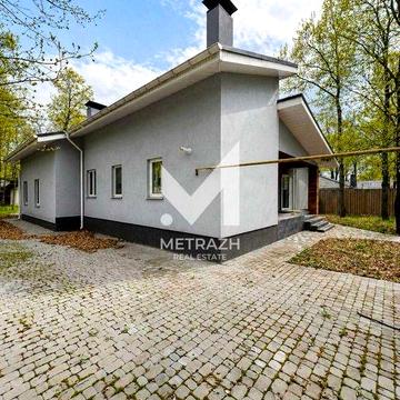 Продам шикарный дом в коттеджном поселке Лесное! Дизайнерский ремонт! (5565)