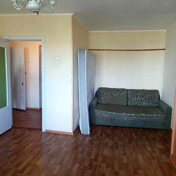 Продам квартиру улучшенной планировки в кирпичном доме