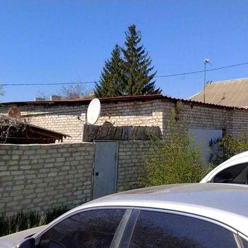Невеликий будинок 40 м² та частину гаража 30 м² у районі ринку Барабашова