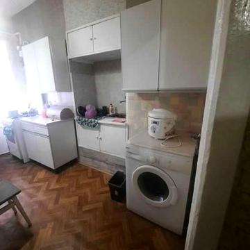 1 комн -31 метр. Центр. 2/3 эт. ул. Ризовская + 30 метров на 1 этаже