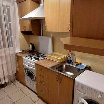 Оренда 1к, кв, С. Петлюри 14000 грн