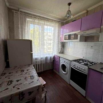 Продаж 2-кімнатної квартири в Центрі міста, вул. Курсова, 40