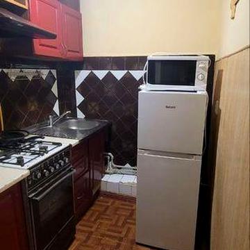 Продається 1 кімнатна квартира по вул. Набережна