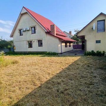 Будинок Рожище Хата Рожище Приватний будинок в Рожище