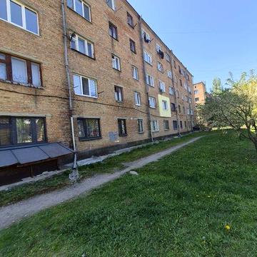 Продам однокімнатну квартиру...