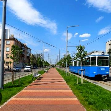 Оренда гарної 1кім кв в новобудові р-н ст. Локомотив в. Замостянська