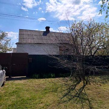 Продам дом.Удобное местоположение.Недалеко от центра и больницы.