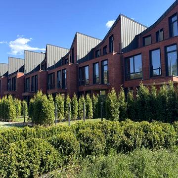 Кутовий таунхаус 87,5 м² у Гостомелі біля Парк Таун | Газ, 2 с/в, 2 паркомісця, дворик, держпрограми