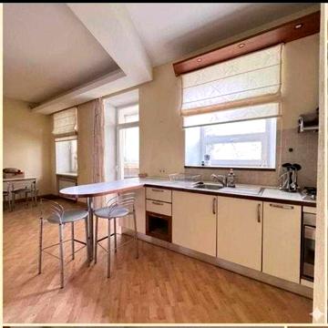 Продам 3 ком кв Центр