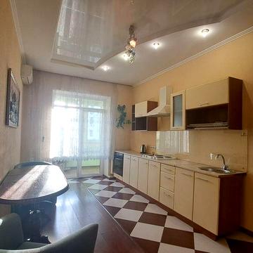 Семь Самураев, Балковская, двухкомнатная с раздельными комнатами