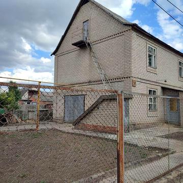 Продається будинок біля автовокзалу - власник