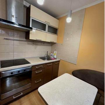 Продам 1 к  квартру Тополина, 37м2, 6 поверх, Тополь, Тополинная