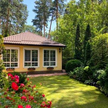 Гореничі. Затишний будинок 150 кв. м з ремонтом + 12 соток в лісі . Асфальт. 220 000 дол