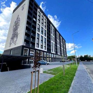 Продаю велику 3-кімнатну квартиру в зданій новобудові в центрі