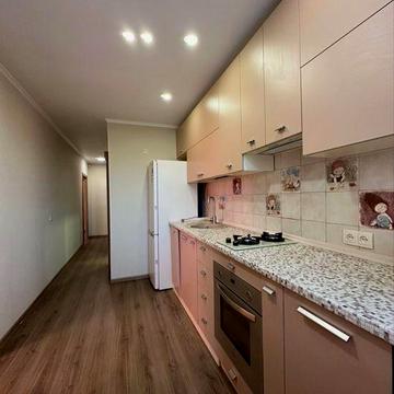 Продам 2 к квартиру низ вул Робоча, 21