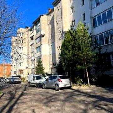 Оренда  1 кімнатна квартира  7000 + комунальні