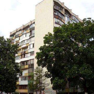 Продаж 1/2 частини квартири в Святошинському районі