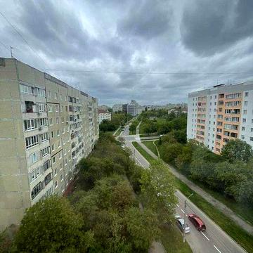 Продаж 1-кімнатної квартири на Сихові (р-н Санта-Барбари)