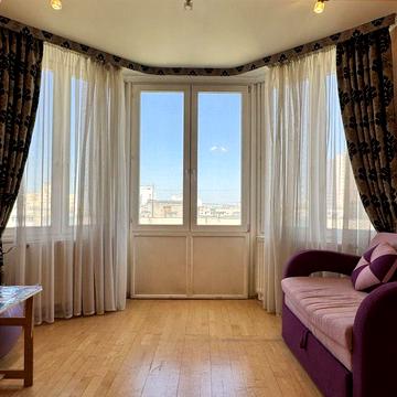 Продам 3-к квартиру 121 м² біля м. Мінська | Елітний будинок
