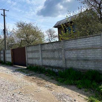 Будинок у безпечному місці