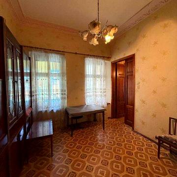 Продам 2-квартиру в центрі Одеси біля тетру Музкомедії